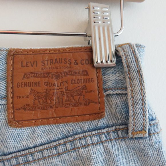 LEVI'S Wedgie Button Fly Light Wash Distressed Straight Leg Jeans - Size 27 - Picture 14 of 16